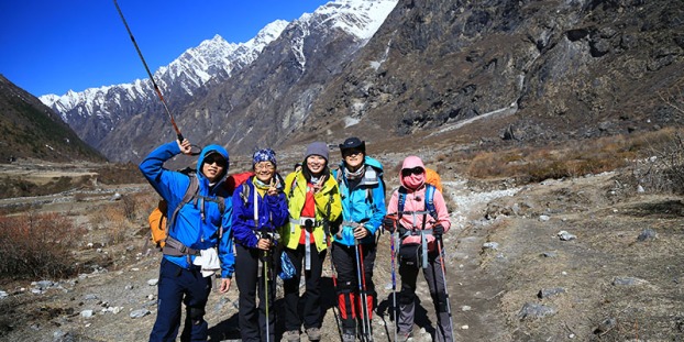 trekking-in-Nepal-at-best-season